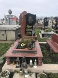 Пам'ятник cкладної комплектації