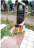 Пам'ятник простої комплектації