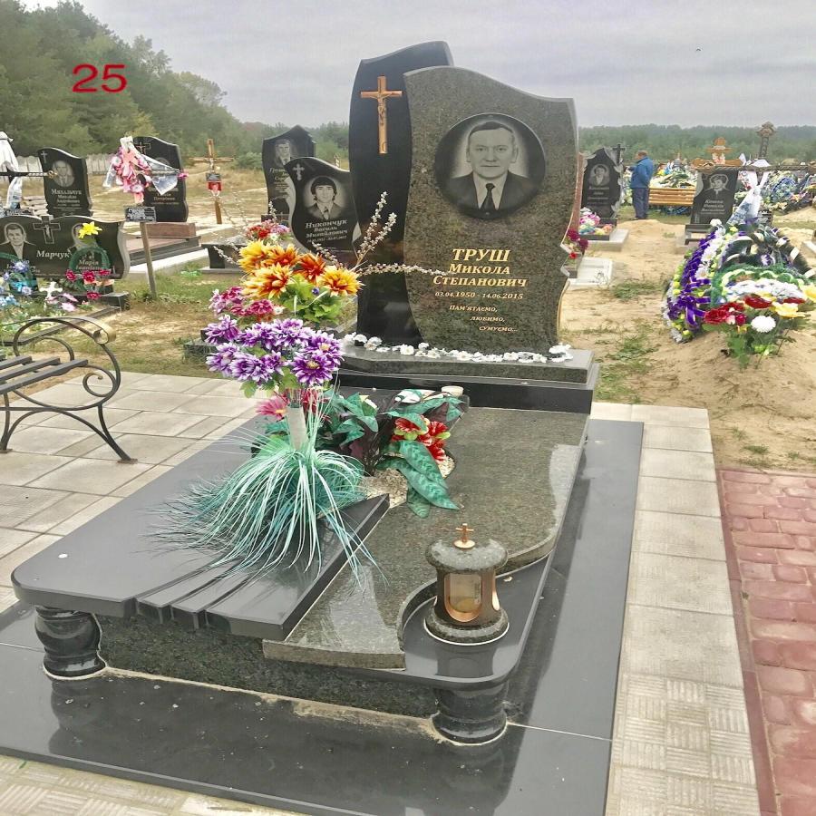 Памятник сложной комплектации #25Купить 