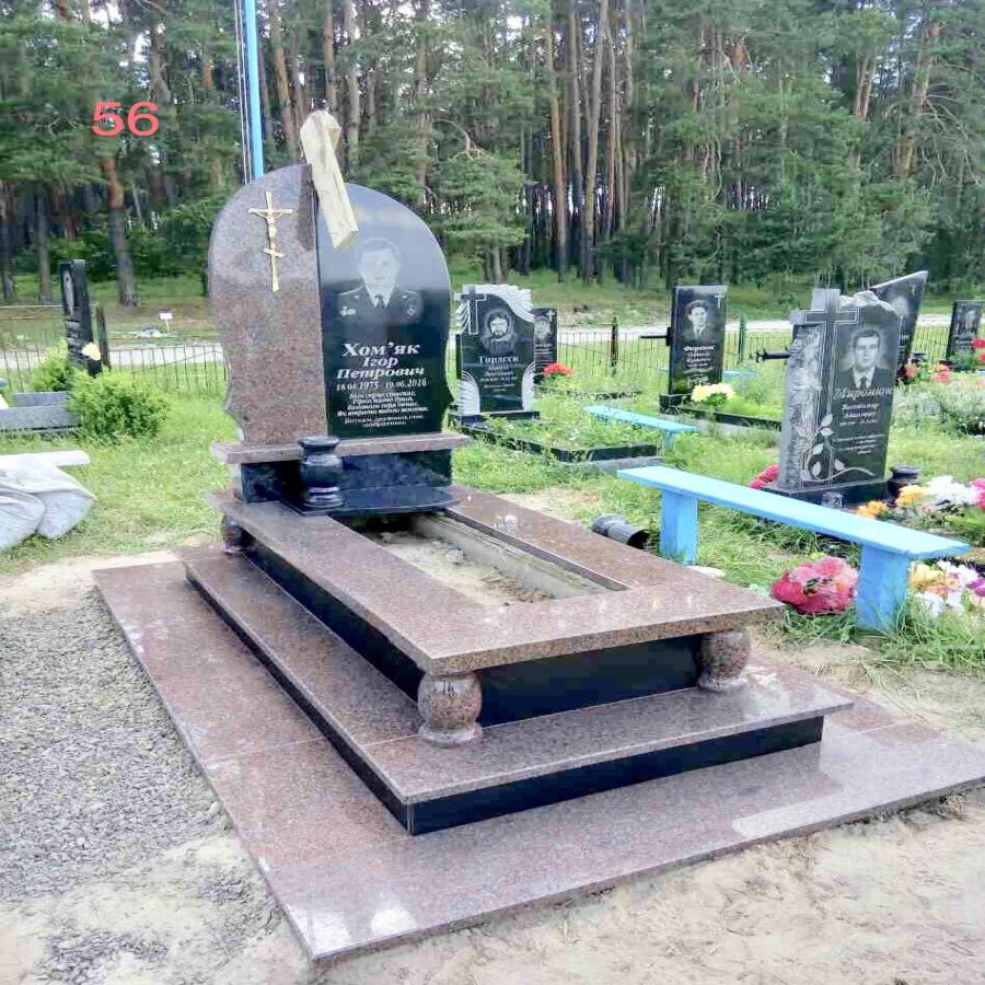 Пам'ятник складної комплектації #56Купити 